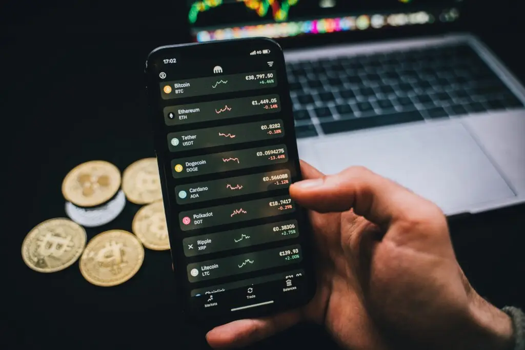 15 Best Indicators for Crypto Price Prediction Analysis in 2025
